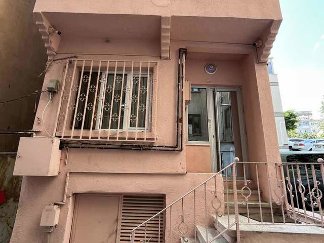 KARLIKTEPE MAHALLESİNDE EŞYALI 1+1