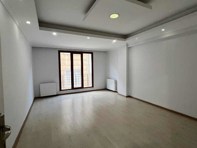ESENYURT İNCİRTEPE’DE GÜNEY CEPHE 3+1 | 130 M² BRÜT | BALKONLU | KREDİYE UYGUN