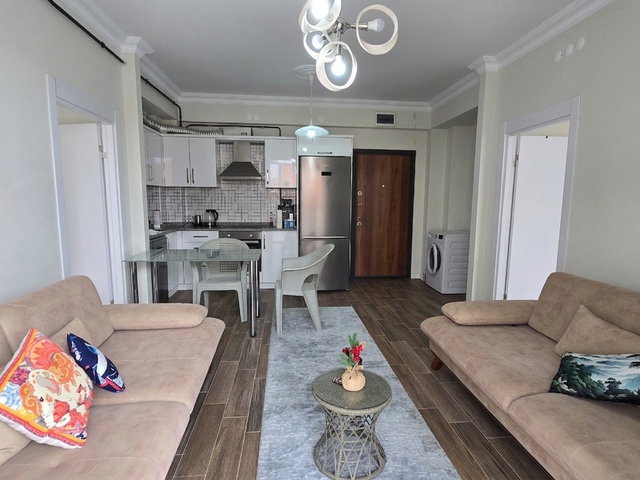 REMAX HÜR'DEN ÜNİVERSİTE YAKINI, EŞYALI, ARA KAT, 2+1, NET 65 M2 SATILIK DAİRE