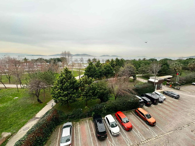 SİTE İÇİNDE EBEVEYN BANYOLU DENİZ MANZARALI SATILIK 3+1 DAİRE