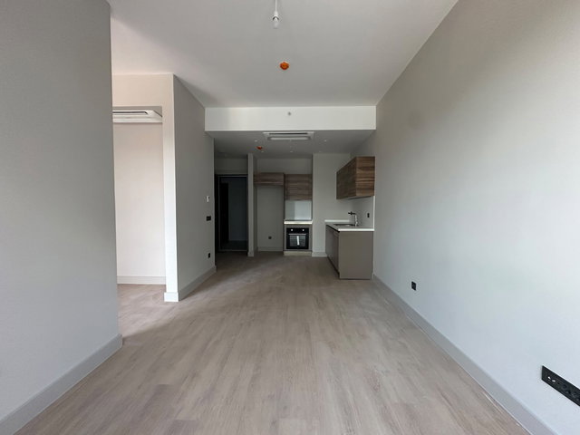 EVORA’DA SATILIK 1+1 DAİRE
