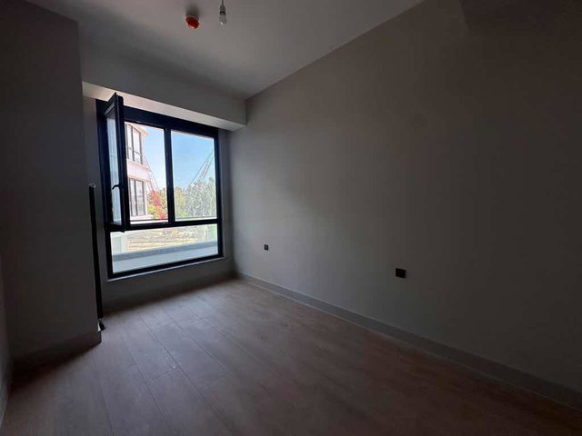 EVORA’DA SATILIK 1+1 DAİRE