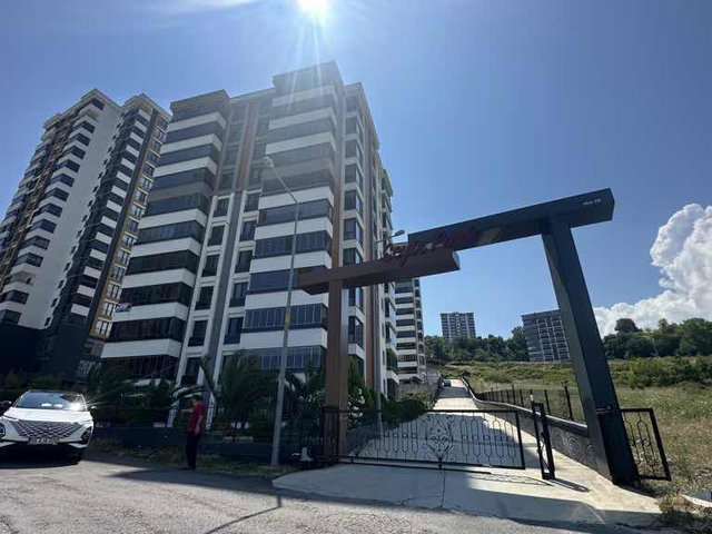 REMAX PARLA BARLAS GÜRLER’DEN BALAÇ'TA SİTE İÇİNDE ÖZEL YAPIM SATILIK 4+1 DAİRE