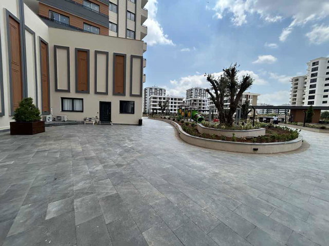 ADANA ÇUKUROVA’DA SIFIR 4+1 | 200 M² | 4 CEPHELİ | 6. KAT | BALKONLU KİRALIK DAİRE