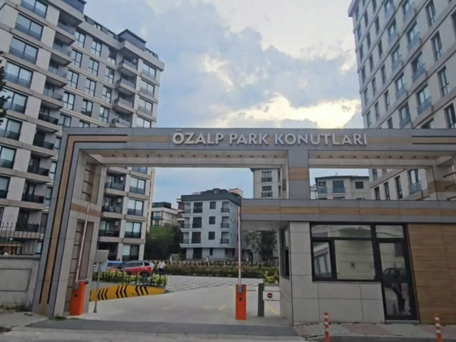 KARTAL KARLITEPE MAHALLESİ ÖZALP PARK SİTESİ SATILIK 2+1 DAİRE