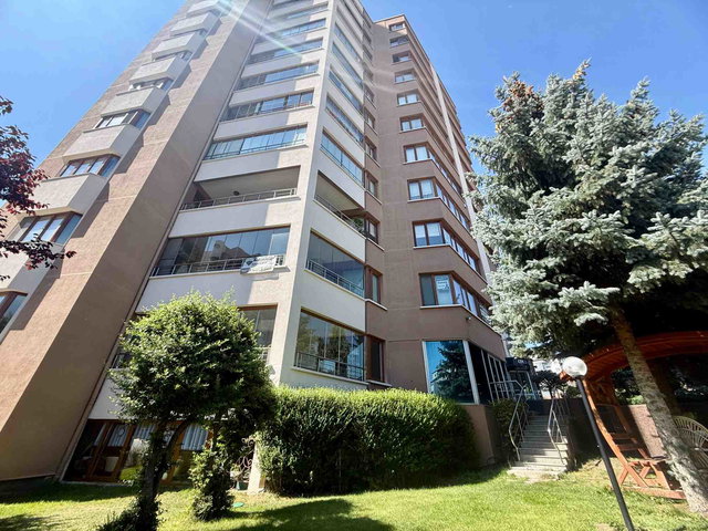 ÇANKAYA ORAN MERKEZDE RAFET CANITEZ CAD. ÇINAR APT. SATILIK 5+1&280M2 BOŞ DAİRE FIRSAT FİYAT, 1.KAT