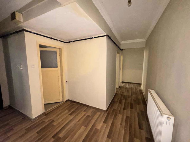 ŞEYHSİNAN MAHALLESİ’NDE CADDE ÜZERİNDE KULLANIŞLI 2+1 DAİRE