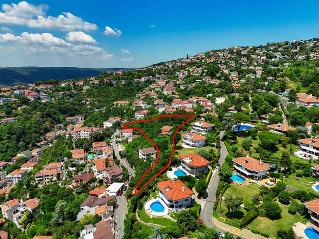 SARIYERDE DENIZ MANZARALI 4.578M² ARSA VE ÖZEL MÜLK