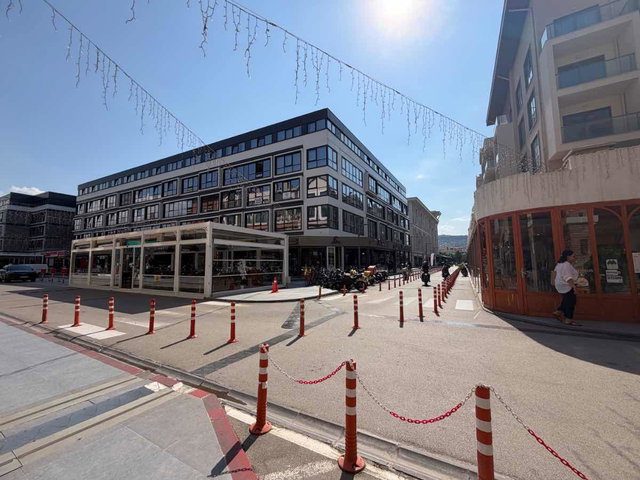 REMAX MAVİ'DEN CADDE 54 AVM DE 1+0 EŞYALI KİRALIK DAİRE