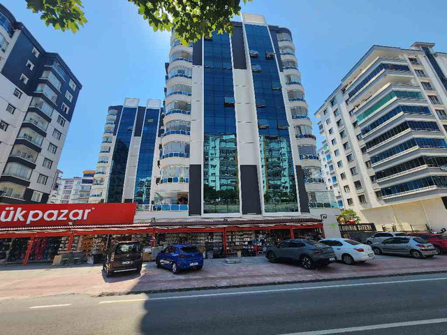 RE/MAX CAN ÖZKOKUDAN ATAKENT BULVARINDA SİTE İÇİNDE 3+1 SATILIK