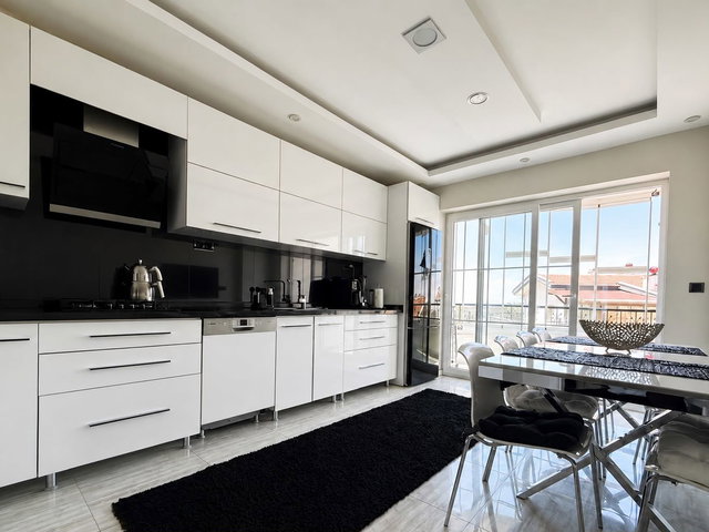 DİKMEN AKPINAR MAHALLESİNDE 3+1  150 M² NET FULL YAPILI