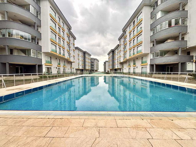 TUZLA FİYAKA 3 SİTESİ KİRALIK HEMEN TAŞINMAYA UYGUN 2+1 DAİRE