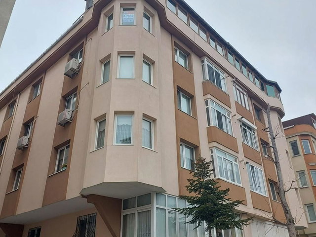 BÜYÜKÇEKMECE EN IYI LOKASYONDA FERAH DUBLEKS KIRALIK DAIRE