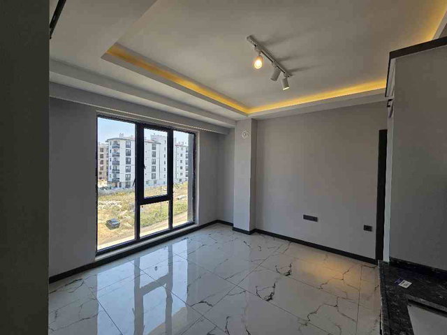 LÜX / MANZARALI / 1+1 DAİRE