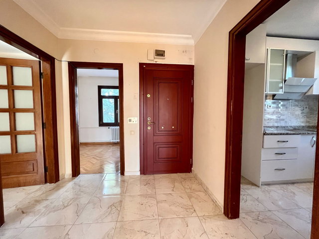 REMAXTIME'DAN 2.ULUS'TA SATILIK ARAKAT IŞIK ALAN 3+1 BOŞ DAİRE
