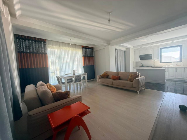 YALOVA ESENKÖY’DE GENİŞ VE ÖZEL TASARIMLI SATILIK 3+1 DAİRE