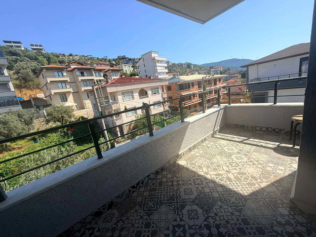 YALOVA ESENKÖY’DE GENİŞ VE ÖZEL TASARIMLI SATILIK 3+1 DAİRE