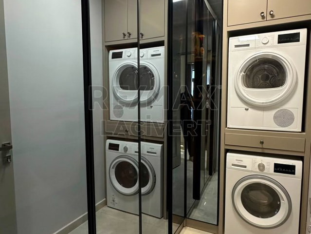 RE/MAX LACİVERT'TEN PANORAMA GARDEN 'DA 3+1 TERASLI SATILIK DAIRE