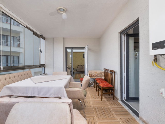 REMAX AREA DAN AKÇALAR DA MERKEZI KONUMDA SATILIK 3+1 DAIRE