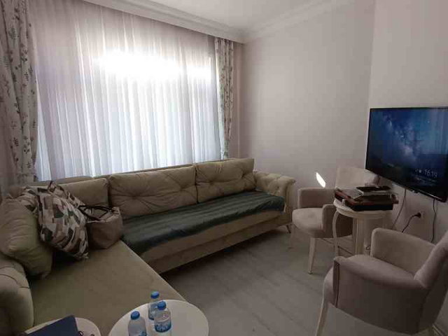 FATİH SİLİVRİKAPI DA 1+1 BALKONLU FIRSAT DAİRE