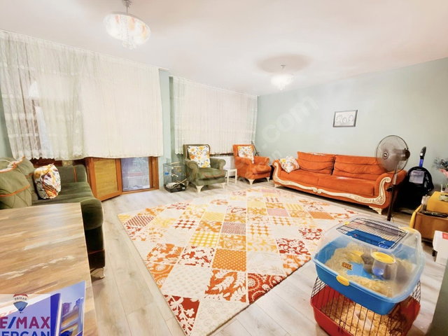 DARICA SİTE İÇİ GENİŞ TERASLI  SATILIK VİLLA