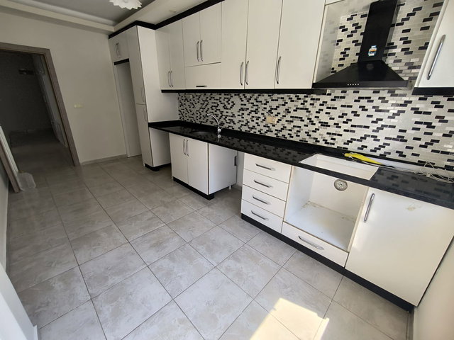 DENİZYOLU’NA 2. PARSELDE AYRI MUTFAK 3+1 DAİRE
