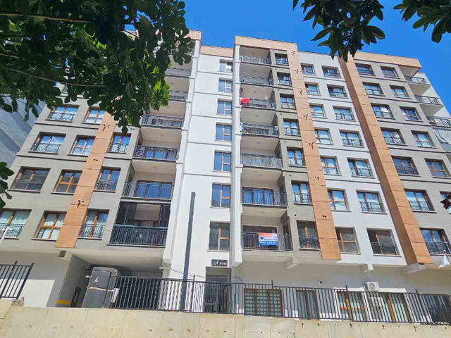 KAĞITHANE MERKEZ MAH TOKİ HİZMET SİTESİ SATILIK 88 M2  2+1 DAİRE EBEVEYN BANYOLU