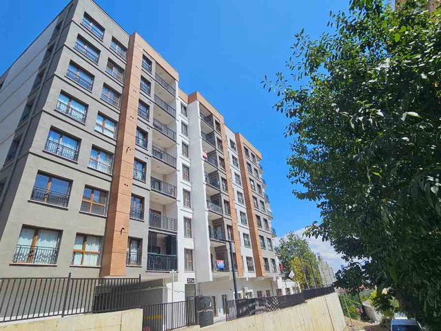 KAĞITHANE MERKEZ MAH TOKİ HİZMET SİTESİ SATILIK 88 M2  2+1 DAİRE EBEVEYN BANYOLU