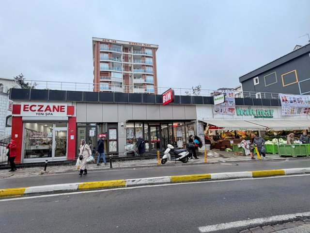 REMAXTAN CADDE ÜZERİ METROYA YÜRÜME MESAFE EBEVEYN BANYOLU 3+1