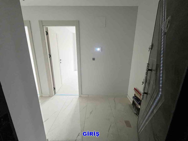 GEBZE İSTASYON MAHALLESİNDE SAHİLE YAKIN SATILIK 2+1 DAİRE