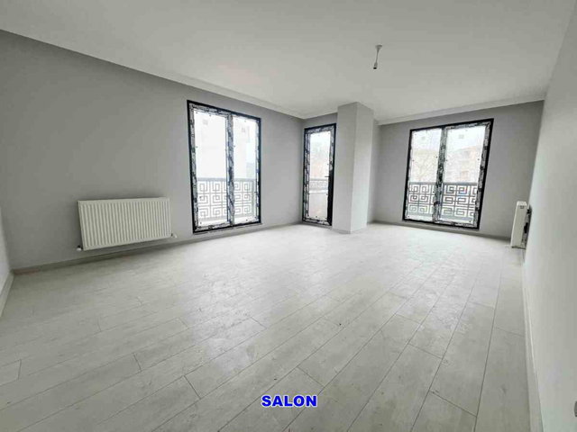 GEBZE İSTASYON MAHALLESİNDE SAHİLE YAKIN SATILIK 2+1 DAİRE