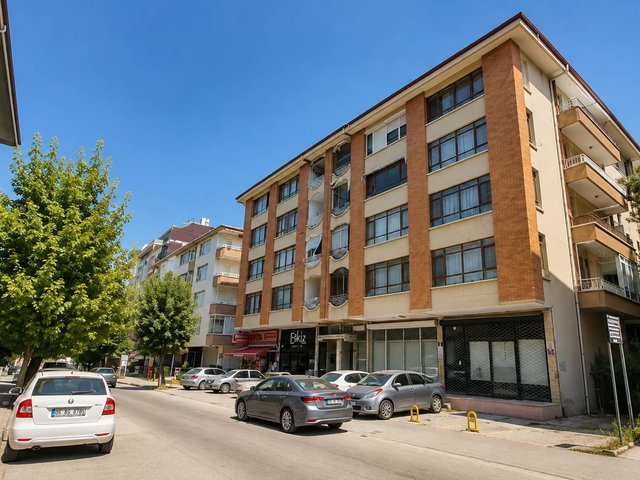 KUZGUN CADDESİ ÜZERİNDE 4+1 SATILIK DAİRE