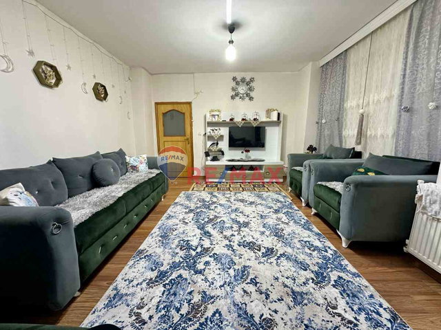 ABDURRAHMANGAZI MH. SATILIK 95M2 GENIŞ 2+1 DAIRE ARSA TAPULU