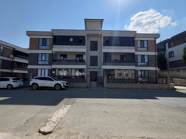 SERDİVAN KEMALPAŞA MAHALLESİNDE SATILIK 190M² 4+1 DAİRE
