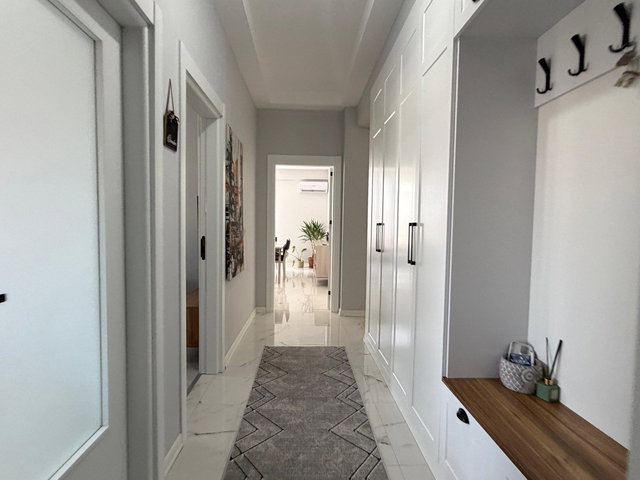 SERDİVAN KEMALPAŞA MAHALLESİNDE SATILIK 190M² 4+1 DAİRE