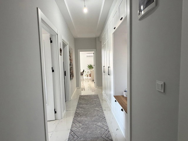 SERDİVAN KEMALPAŞA MAHALLESİNDE SATILIK 190M² 4+1 DAİRE