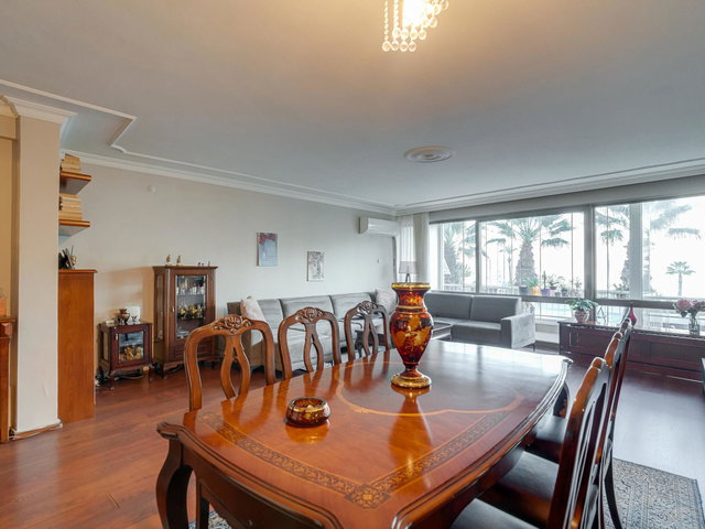 GÜZELYALI SAHİLİNDE PRESTİJLİ DENİZ MANZARALI 3+1 YALI DİRESİ