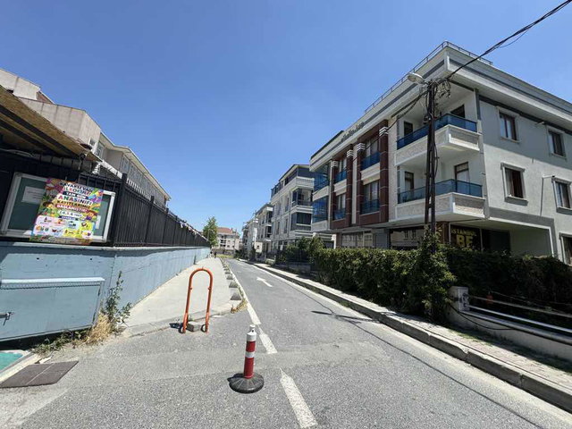 BEYLİKDÜZÜ’NDE KAVAKLI’DA, 3+1 BALKONLU, ÇİFT BANYOLU KİRALIK DAİRE