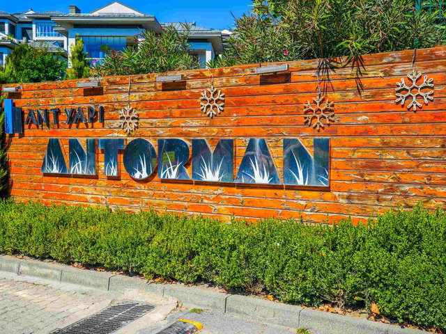 REMAX TERMİNAL OYA DOĞAN ANTORMAN VİLLA TİPİ 5+1 SATILIK BAHÇE DUBLEKSİ