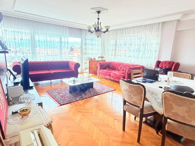 GÜZELYALI İNÖNÜ CADDESİ ÜZERİ, 3+1 ÇİFT CEPHELİ SATILIK DAİRE