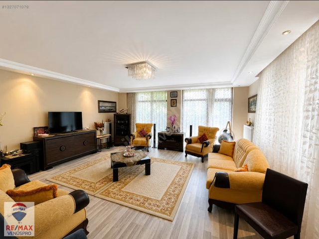 BALYANUS KOYUNDA,BAHÇELI MÜSTAKIL 5+1 VILLA