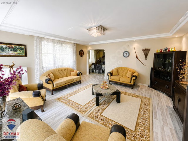 BALYANUS KOYUNDA,BAHÇELI MÜSTAKIL 5+1 VILLA
