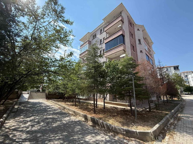POLATLI ÖRNEK SİTESİ'NDE 140 M² GENİŞ VE FERAH DUBLEKS
