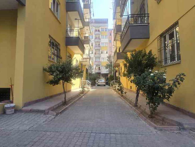 PAŞAKÖŞKÜ PAZAR SOKAĞI SATILIK 3+1 ARAKAT FIRSAT DAİRE