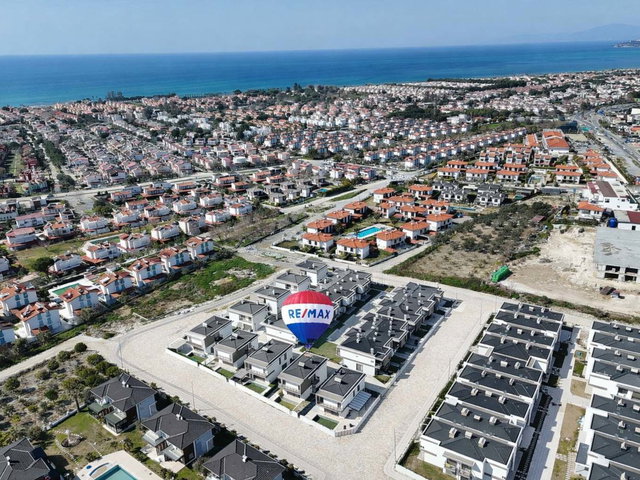 KUŞADASI SIERRA VILLLARINDA 4+1 ÖZEL HAVUZLU MÜSTAKI VILLA