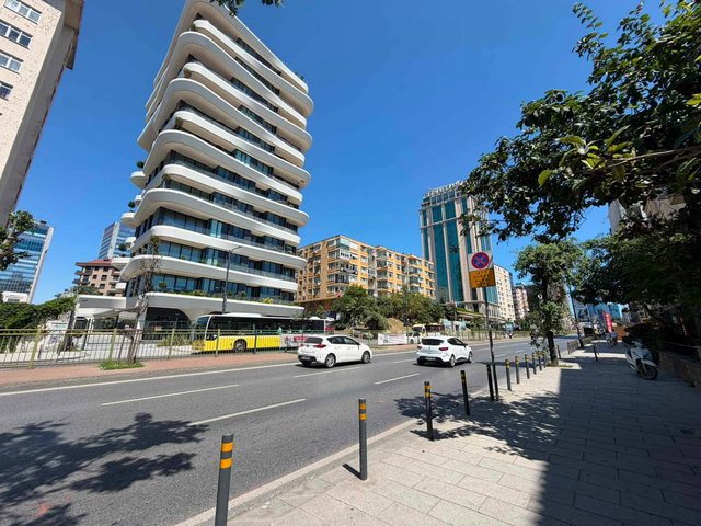 İBA BLOKLARINDA BULVAR ÜZERINDE BOĞAZ MANZARALI DAIRE FIRSATI