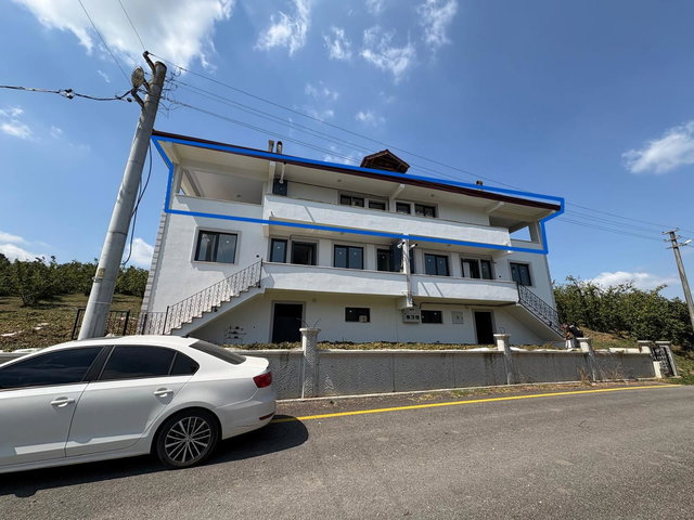RE/MAX MAVİ'DEN KAZIMPAŞA UZUNKÖYDE KİRALIK 200M2 DAİRE