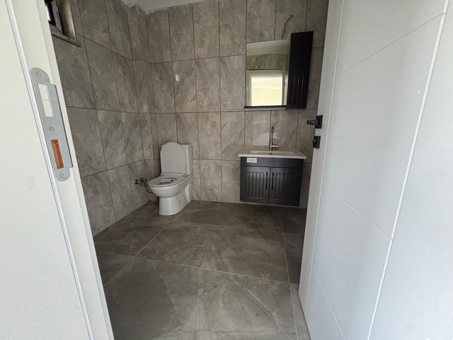 RE/MAX MAVİ'DEN KAZIMPAŞA UZUNKÖYDE KİRALIK 200M2 DAİRE