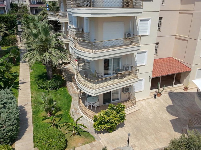 KUŞADASI KADINLAR DENİZİ EŞYALI 2+1 KİRALIK DAİRE | BALKONLU, ÇİFT CEPHE, BOŞ
