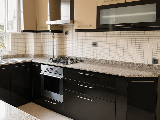 MEYDANKAVAĞI MAHALLESİ 145 M² 3+1 SATILIK DAİRE